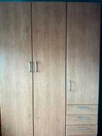 Mooie 3 deurs kledingkast met lades hang/leg, Huis en Inrichting, Kasten | Kledingkasten, Ophalen of Verzenden, Zo goed als nieuw
