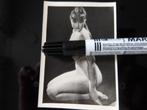 Orig oude naakt foto ( pin-up pinup erotica) no 10, Verzamelen, Foto's en Prenten, Verzenden, Foto, Zo goed als nieuw, 1940 tot 1960