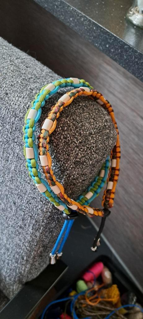 Teken en vlooienketting met originele EM keramische kralen, Dieren en Toebehoren, Hondenriemen, Nieuw, Hondenriem-accessoire, Ophalen of Verzenden