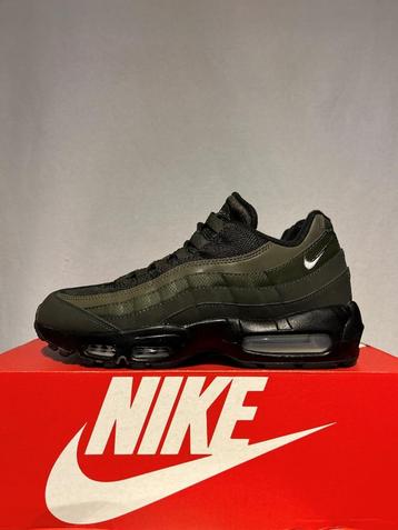ALS NIEUW! Maat 41 - Nike Air Max 95 Sequoia beschikbaar voor biedingen