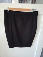 Amisu zwarte rok rokje stretch elastische taille 42 L, Zwart, Maat 42/44 (L), Ophalen of Verzenden, Zo goed als nieuw