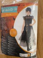 Wednesday jurk + pruik 10-12 jr m146 Carnaval nieuw, Ophalen of Verzenden, Zo goed als nieuw, Jongen of Meisje