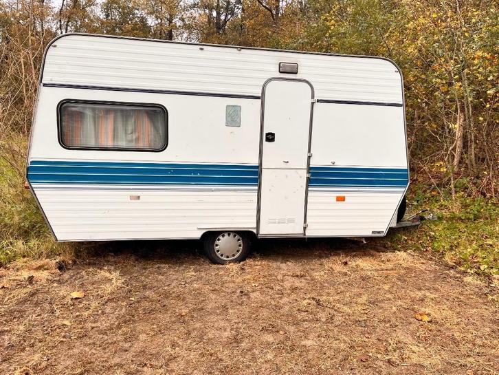 Caravan Retro - Knaus Komfort 415 - Old Timer (1981), Caravans en Kamperen, Caravans, Particulier, tot en met 4, 500 - 750 kg