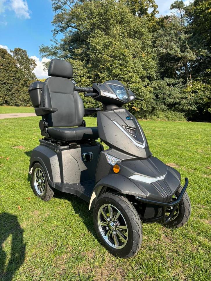 Scootplaza Q4 2025 z.g.a.n., Diversen, Brommobielen en Scootmobielen, Zo goed als nieuw, 36 t/m 45 km, 16 km/u of meer, Ophalen