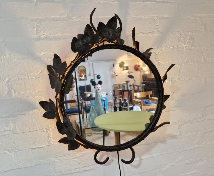 Smeedijzeren Spiegel Frankrijk met verlichting, 1950, Huis en Inrichting, Woonaccessoires | Spiegels, Gebruikt, 50 tot 75 cm, Minder dan 100 cm