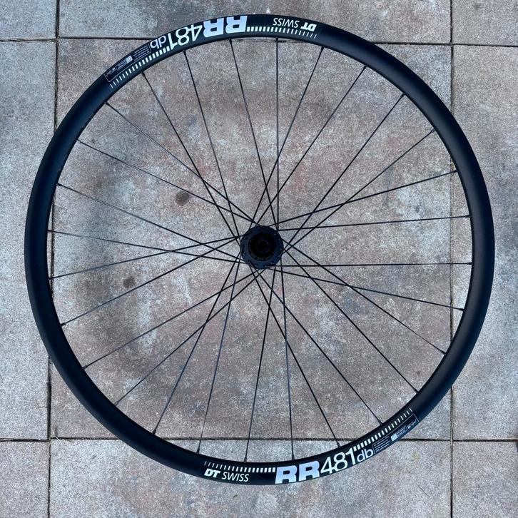 Handgespaakt dt swiss wielset, Fietsen en Brommers, Fietsonderdelen, Nieuw, Racefiets, Wiel, Ophalen