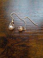 Zelfgemaakte oorbellen, Sieraden, Tassen en Uiterlijk, Oorbellen, Ophalen of Verzenden, Zo goed als nieuw, Wit, Overige materialen