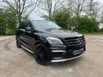Mercedes benz ML 63 amg  rechtsgestuurd engels kenteken!, Auto's, Zwart, Leder, Bedrijf, Vierwielaandrijving