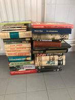 Boeken Tweede Wereldoorlog, MOET WEG, Verzamelen, Ophalen of Verzenden, Nederland, Boek of Tijdschrift