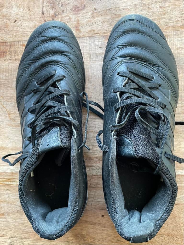 Rugby- of voetbalschoenen, Sport en Fitness, Rugby, Ophalen of Verzenden, Zo goed als nieuw, Schoenen