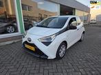 Toyota Aygo 1.0 VVT-i x-fun|AIRCO|BT|, Voorwielaandrijving, Gebruikt, Euro 6, 4 stoelen