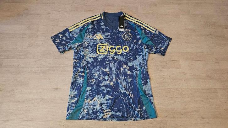 Ajax UIT Shirt! Seizoen 24/25! Mt L! NIEUW!, Kleding | Heren, Sportkleding, Nieuw, Voetbal, Rood, Ophalen of Verzenden