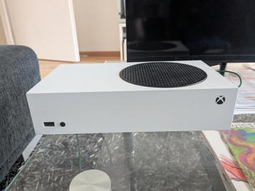 Xbox series S games console  beschikbaar voor biedingen