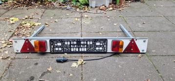 Lichtbak voor aanhanger beschikbaar voor biedingen