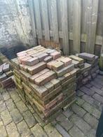 Gratis baksteenen, Tuin en Terras, Ophalen, Gebruikt, Klinkers, 10 m² of meer