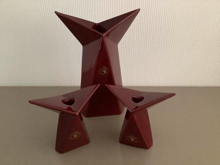 Van Velsen keramiek, 6-kantige vaas met 2 kaarsen houders, Huis en Inrichting, Woonaccessoires | Vazen, Gebruikt, Rood, Minder dan 50 cm