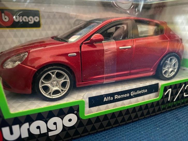 Alfa Romeo Giulietta 1:32 Burago 2010, Hobby en Vrije tijd, Modelauto's | 1:32, Nieuw, Auto, Overige merken, Ophalen of Verzenden
