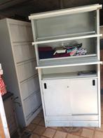 metalen kast met 3 openslaande kleppen en schuifdeurtjes, Ophalen, 25 tot 50 cm, 50 tot 100 cm, Minder dan 100 cm