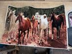 Perzisch Wandtapijt 50x70 cm – Wilde Paarden in Beweging, Ophalen of Verzenden