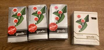 Gouda kerstboomkaarsjes beschikbaar voor biedingen