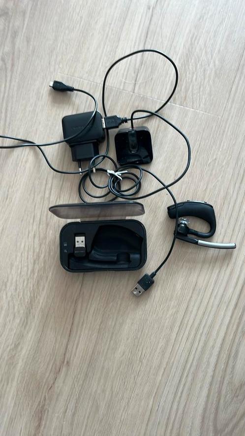 Plantronics Voyager 5200 headset, Computers en Software, Headsets, Gebruikt, In-ear, Draadloos, Inklapbare microfoon, Mute-functie