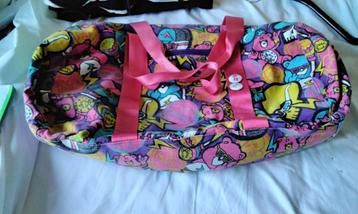 Prachtig Cool Criminal Damage Dames Sport Grote Tas  beschikbaar voor biedingen