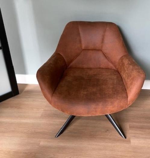 Draai fauteuil in cognac kleur, mooie staat, relax stoel., Huis en Inrichting, Fauteuils, Zo goed als nieuw, Stof, 75 tot 100 cm