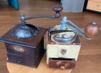 Voor verzamelaar 2 antieke “Peugeot Frères” koffiemolens, Antiek en Kunst, Antiek | Keukenbenodigdheden, Ophalen of Verzenden