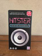 Hitster - Het Partyspel Waar Muziek In Zit, Hobby en Vrije tijd, Gezelschapsspellen | Bordspellen, Vijf spelers of meer, Ophalen of Verzenden