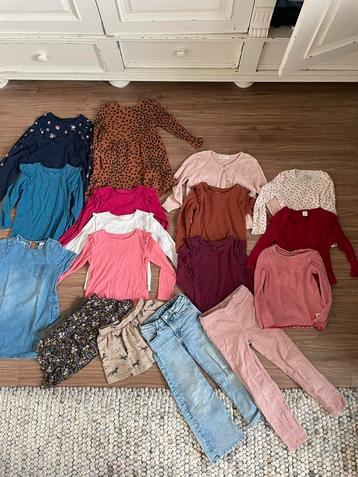 Kleding pakket meisje herfst maat 104 - 110 beschikbaar voor biedingen