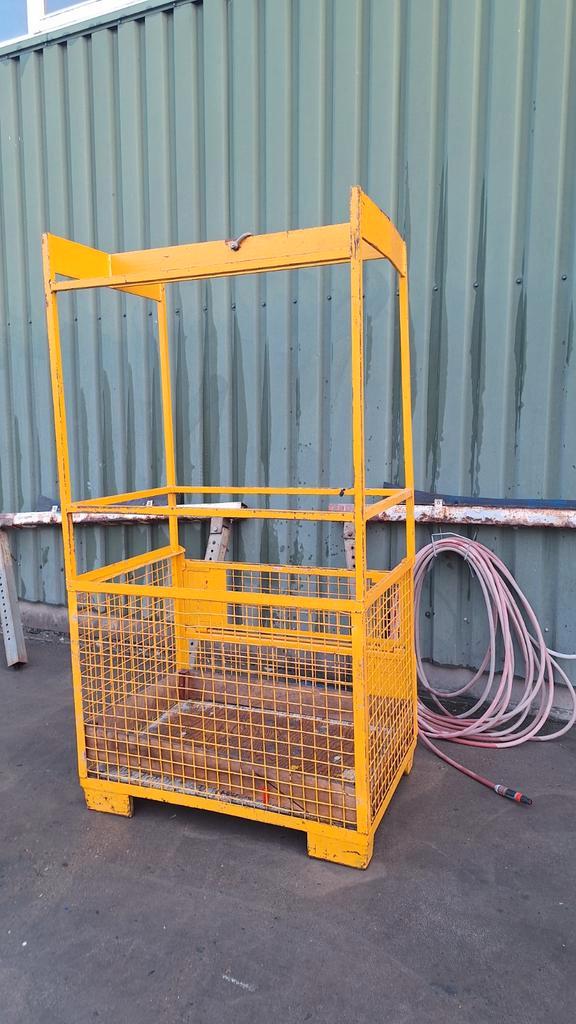 Manbak / Hijsbak / werkbak voor personen, Zakelijke goederen, Kantoor en Winkelinrichting | Magazijn, Stelling en Opslag, Ophalen