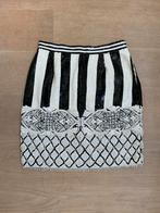 Waanzinnig mooie vintage Genny rok met pailletten en kralen, Kleding | Dames, Rokken, Zwart, Ophalen of Verzenden, Zo goed als nieuw