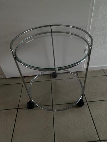 ronde serveerwagen bijzettafeltje glas en metaal op wieltjes beschikbaar voor biedingen