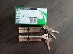 axa dubbele veiligheidscilinder 2x, Ophalen of Verzenden, Nieuw, Rvs, Slot