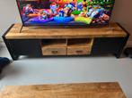 Mangohout TV Meubel - 210cm Breed, Huis en Inrichting, Kasten | Televisiemeubels, Ophalen, Gebruikt, 200 cm of meer, Minder dan 100 cm
