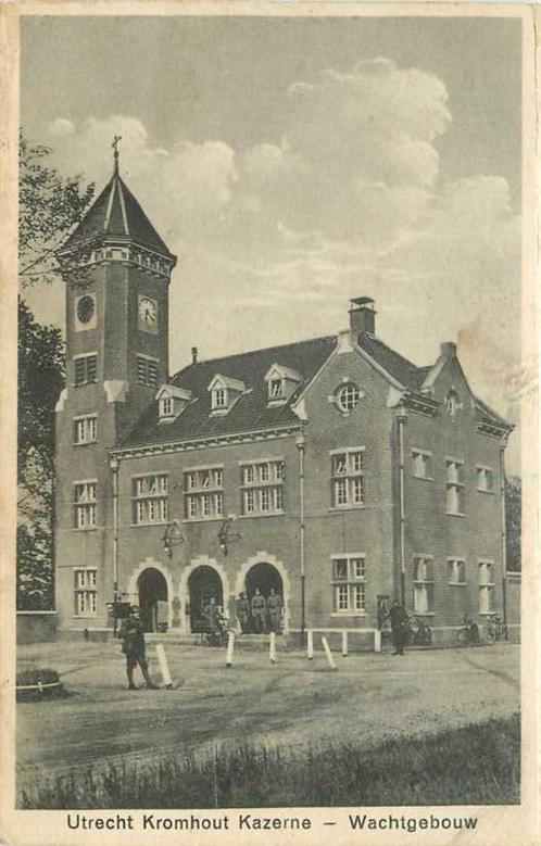 (380-746-039) Utrecht Kromhout Kazerne, Verzamelen, Ansichtkaarten | Nederland, Utrecht, Verzenden