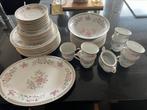 Complete Engelse servies., Antiek en Kunst, Ophalen