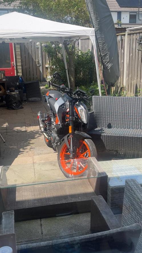 KTM Duke 390 abs, Akra + quikshifter (A2 motor), Motoren, Motoren | KTM, Particulier, Naked bike, 12 t/m 35 kW, 1 cilinder, Minimaal motorrijbewijs A2