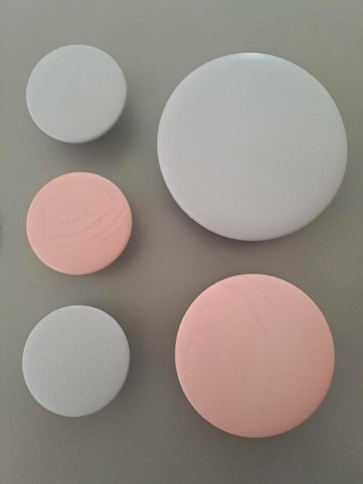 Muuto Dots - 5 stuks, Huis en Inrichting, Woonaccessoires | Kapstokken, Zo goed als nieuw, Wandhaken, Minder dan 100 cm, Hout