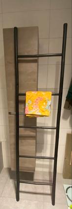Decoratie ladder / badkamer / handdoeken / zwart., Doe-het-zelf en Verbouw, Ladders en Trappen, Ophalen of Verzenden, Zo goed als nieuw