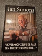 Boek Jan Simons "Ïk verkoop zelfs de Paus tweepersoons bed, Overige, Jan Strick, Ophalen of Verzenden, Zo goed als nieuw