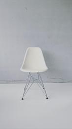 Vitra Eames DSR stoelen crème wit, Huis en Inrichting, Stoelen, Nieuw, Ophalen of Verzenden, Wit