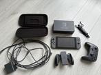 Nintendo switch (1) inclusief pro controller, Spelcomputers en Games, Spelcomputers | Nintendo Switch, Met games, Met 2 controllers