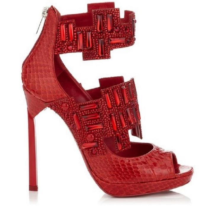 Nieuwe Jimmy Choo Jing booties met Swarovski kristallen, 37, Kleding | Dames, Schoenen, Nieuw, Lage of Enkellaarzen, Rood, Verzenden