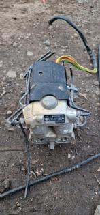 Abs pomp mercedes w124, Doe-het-zelf en Verbouw, Motoren, Ophalen of Verzenden, Dieselmotor