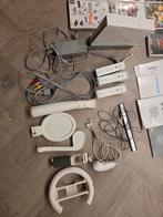 Nintendo Wii, Spelcomputers en Games, Spelcomputers | Nintendo Wii, Ophalen of Verzenden, Gebruikt, Met 2 controllers
