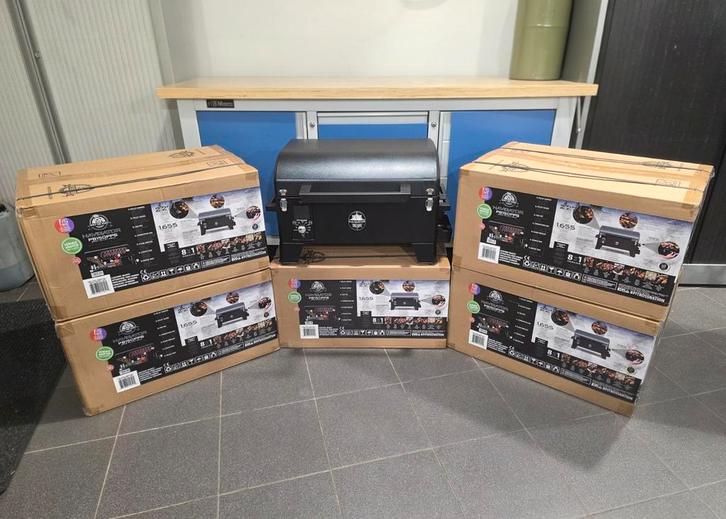 BLACK FRIDAY DEAL - Pitboss Navigator 150 - Nieuw in doos!, Tuin en Terras, Houtskoolbarbecues, Nieuw, Met accessoires, Ophalen of Verzenden