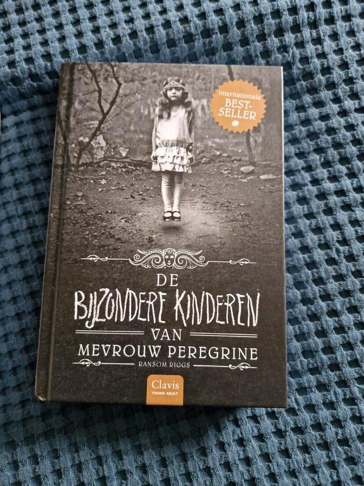 Ransom Riggs - De bijzondere kinderen van mevrouw Peregrine, Boeken, Kinderboeken | Jeugd | 13 jaar en ouder, Nieuw, Ophalen