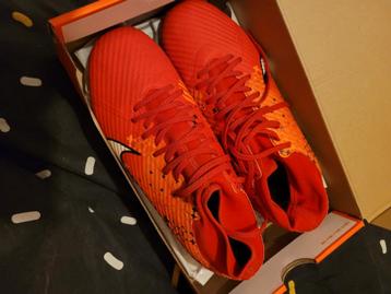 NIKE zoom pro beschikbaar voor biedingen