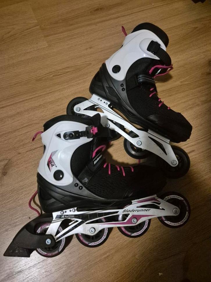 Bladerunner skeelers zgan, Sport en Fitness, Skeelers, Zo goed als nieuw, Inline skates 4 wielen, Overige merken, Dames, Verstelbaar